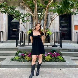 Meet your Posher, Jena